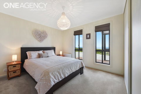 Seaspray - Accommodation Sunshine Coast 9
