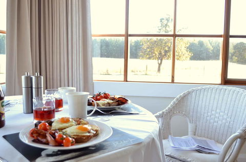 Buttons Cottage For Canyon & Rain Forest Walks With In House Dining - Accommodation Sunshine Coast 28