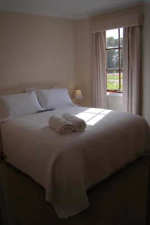 Buttons Cottage For Canyon & Rain Forest Walks With In House Dining - Accommodation Sunshine Coast 8