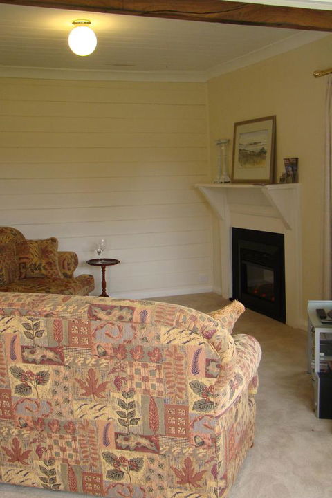 Buttons Cottage For Canyon & Rain Forest Walks With In House Dining - Accommodation Sunshine Coast 6