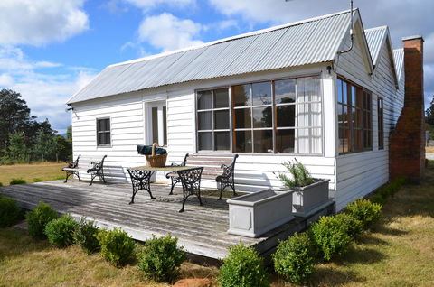 Buttons Cottage For Canyon & Rain Forest Walks With In House Dining - Accommodation Sunshine Coast 5