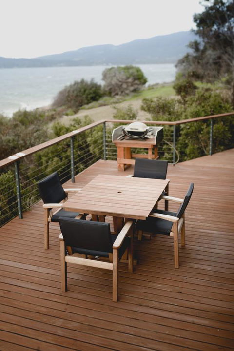 Larus Waterfront Cottage - Accommodation Sunshine Coast 13