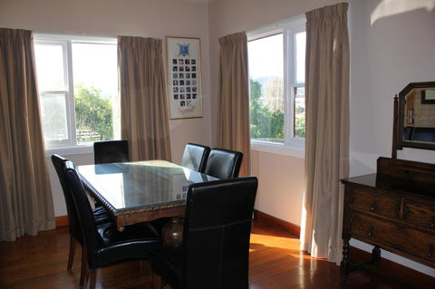 Bridge View Retreat - Accommodation Sunshine Coast 22