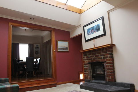 Bridge View Retreat - Accommodation Sunshine Coast 24