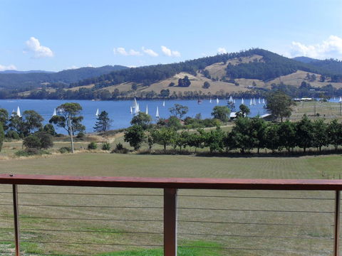 Moon River - Accommodation Sunshine Coast 9