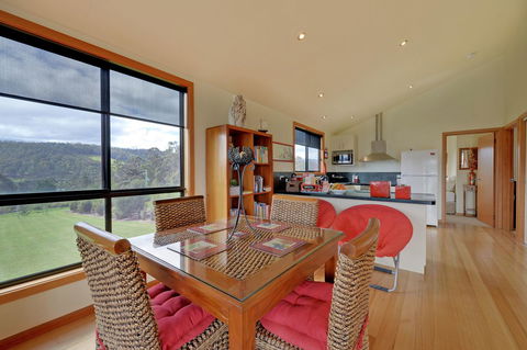 Moon River - Accommodation Sunshine Coast 4