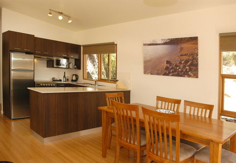 Stewarts Bay Lodge - Accommodation Sunshine Coast 29