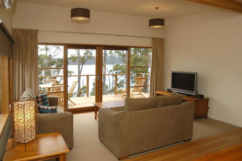 Stewarts Bay Lodge - Accommodation Sunshine Coast 30