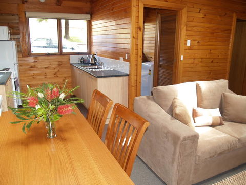 Stewarts Bay Lodge - Accommodation Sunshine Coast 25