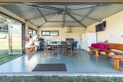 Derby Forest Cabins - Accommodation Sunshine Coast 3