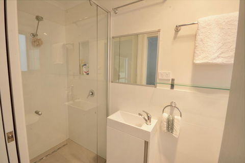 55 On Henry Street - Accommodation Sunshine Coast 3