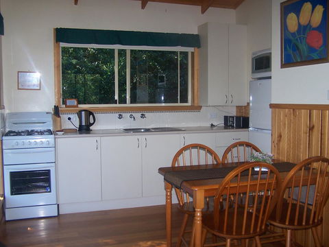 Drumreagh Cabins - Accommodation Sunshine Coast 28