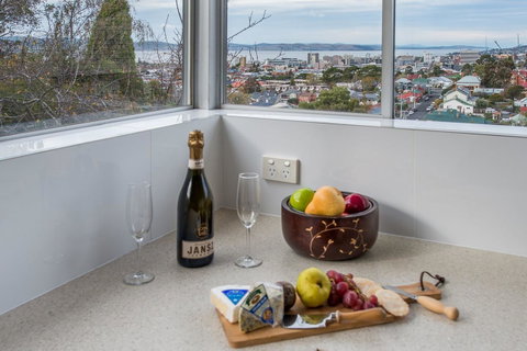 City Lights - Accommodation Sunshine Coast 18