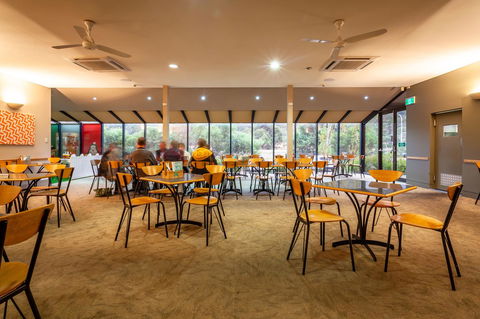 Mornington Inn - Accommodation Sunshine Coast 13