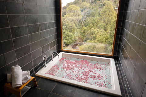 Peppers Cradle Mountain Lodge - Accommodation Sunshine Coast 2