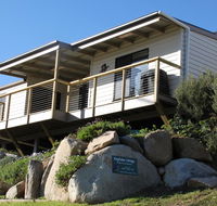 Kingfisher Cottage - Accommodation Sunshine Coast