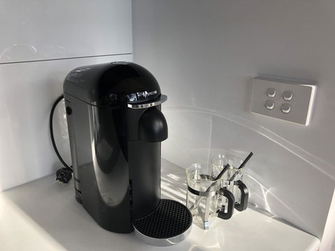 Studio SixA ... A Haven In The Heart Of Hobart - Accommodation Sunshine Coast 11