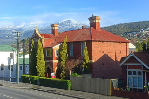 Edinburgh Gallery Bed & Breakfast - Accommodation Sunshine Coast 0