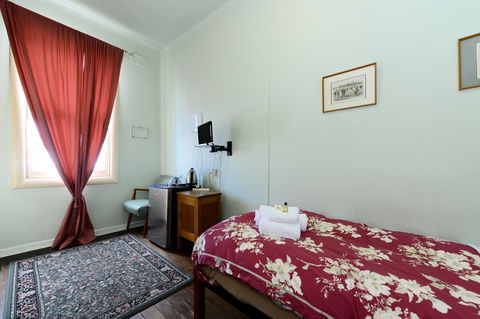 Edinburgh Gallery Bed & Breakfast - Accommodation Sunshine Coast 29