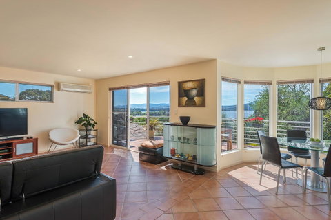 Isle Of Views - Accommodation Sunshine Coast 0