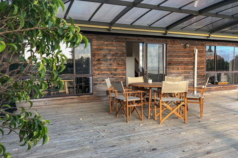 HIDDEN HAVEN Binalong Bay - Accommodation Sunshine Coast 1