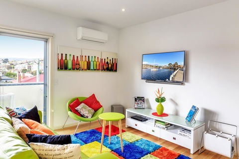 Bellerive Marina View Apartments No 28 - Accommodation Sunshine Coast 1