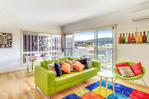 Bellerive Marina View Apartments No 28 - Accommodation Sunshine Coast 2