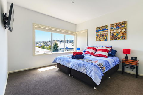Bellerive Marina View Apartments No 28 - Accommodation Sunshine Coast 11