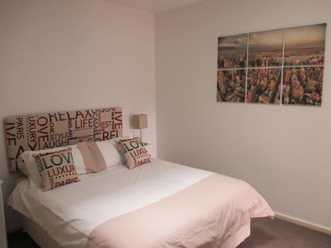 Bellerive Marina View Apartments No 28 - Accommodation Sunshine Coast 16