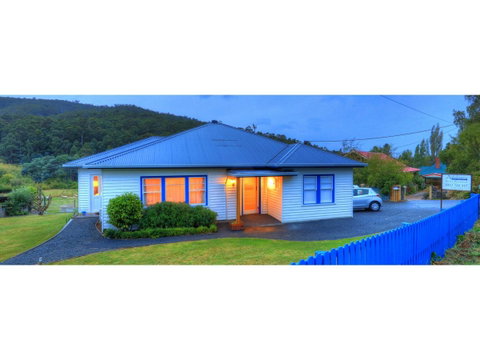 Ashdowns Of Dover - Accommodation Sunshine Coast 3