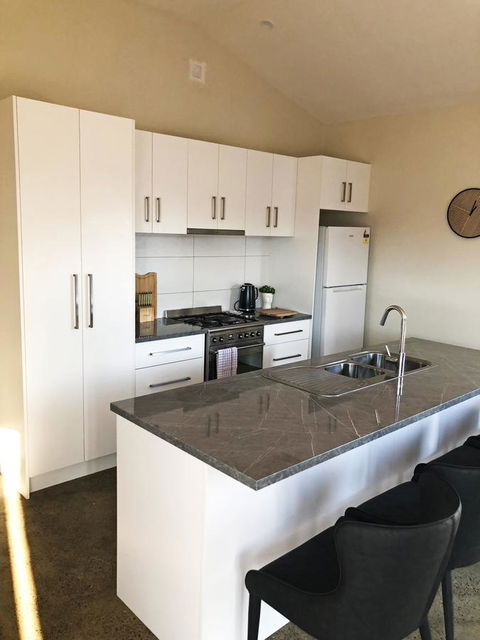 EMBRACING EVANDALE - Hosted By L'Abode Accommodation - Accommodation Sunshine Coast 19