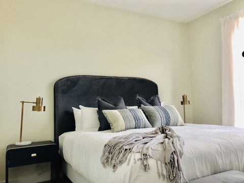 EMBRACING EVANDALE - Hosted By L'Abode Accommodation - Accommodation Sunshine Coast 14