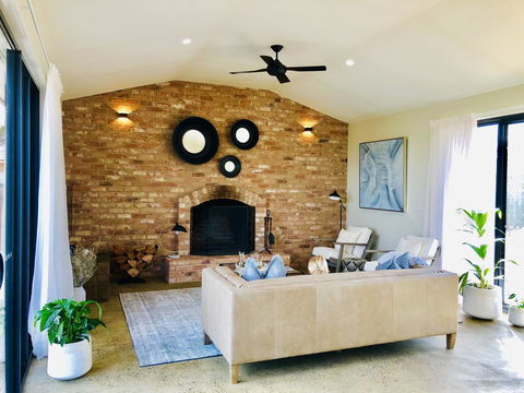EMBRACING EVANDALE - Hosted By L'Abode Accommodation - Accommodation Sunshine Coast 6