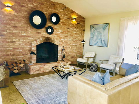 EMBRACING EVANDALE - Hosted By L'Abode Accommodation - Accommodation Sunshine Coast 10