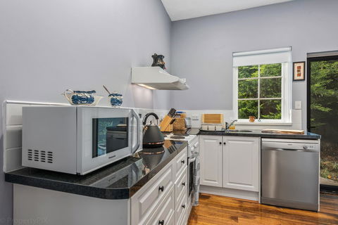 Gatehouse On Stoke - Accommodation Sunshine Coast 32