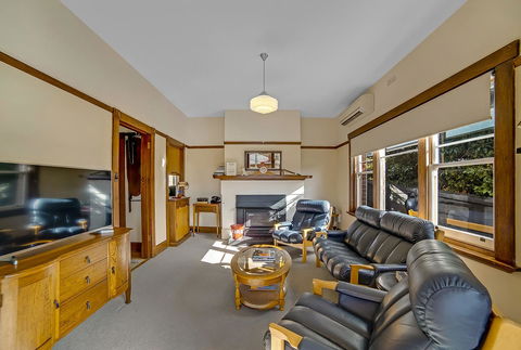 Gorgeous Hobart Accommodation - Park On Park - New Town - Accommodation Sunshine Coast 9