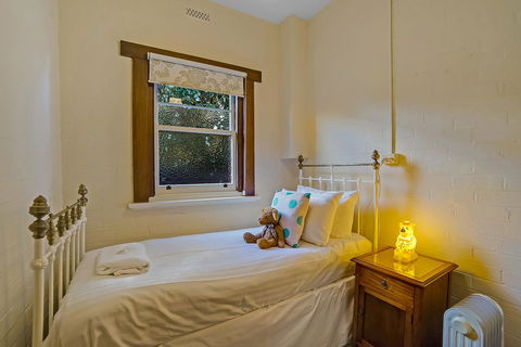 Gorgeous Hobart Accommodation - Park On Park - New Town - Accommodation Sunshine Coast 32