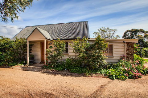 Wagners Cottages - Accommodation Sunshine Coast 39