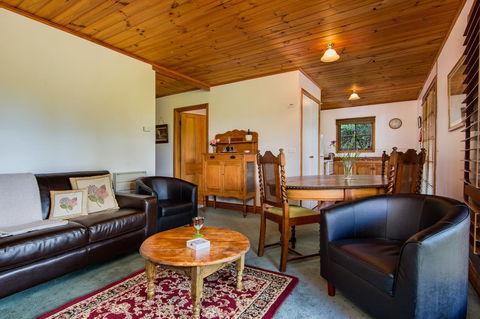 Wagners Cottages - Accommodation Sunshine Coast 37