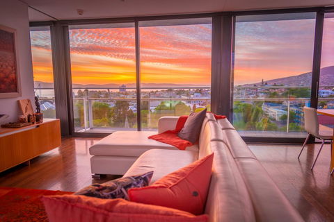 Avalon City Retreat - Accommodation Sunshine Coast 19