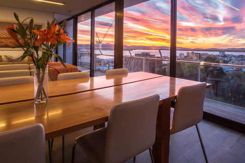 Avalon City Retreat - Accommodation Sunshine Coast 8