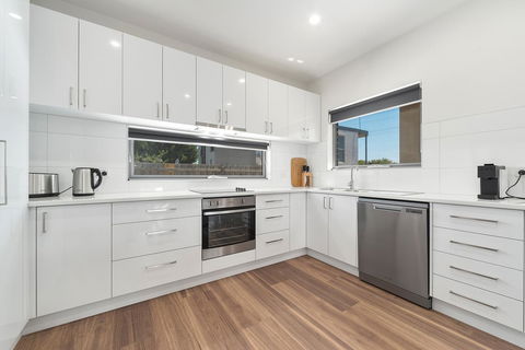 Rosewater Townhouses Dromana - Accommodation Sunshine Coast 17