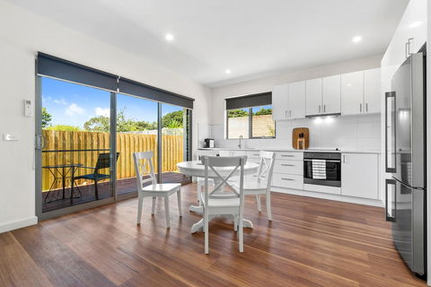 Rosewater Townhouses Dromana - Accommodation Sunshine Coast 9