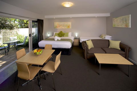Boathouse Resort Studios And Suites - Accommodation Sunshine Coast 20