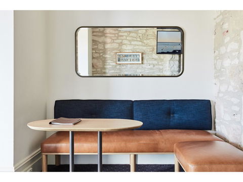 Hotel Sorrento - Accommodation Sunshine Coast 12