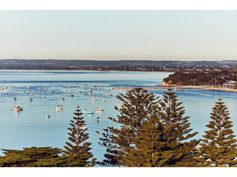 Hotel Sorrento - Accommodation Sunshine Coast 23