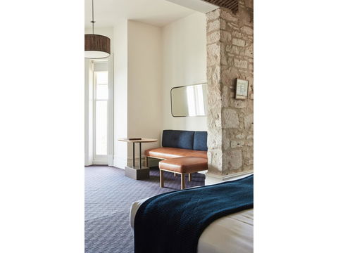 Hotel Sorrento - Accommodation Sunshine Coast 11