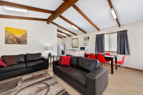 High Country Holiday Park - Accommodation Sunshine Coast 8