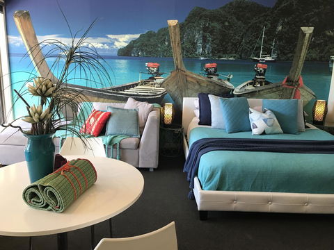 Lorne World - Accommodation Sunshine Coast 31