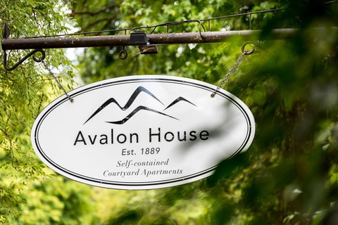 Avalon House - Accommodation Sunshine Coast 3